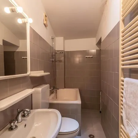 Apartamento Giardino Segreto Casa Con Giardino Privato *